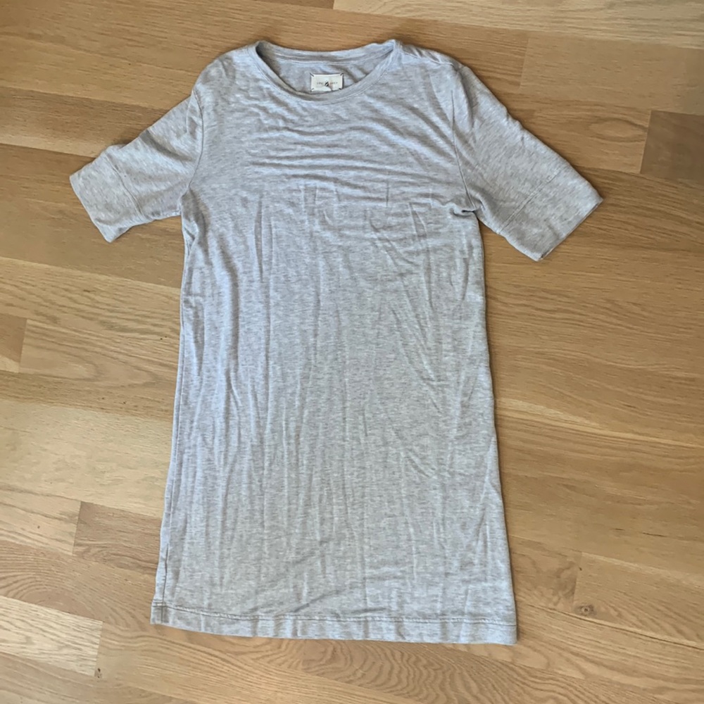 Lou & Grey size small extremely soft heather grey dress